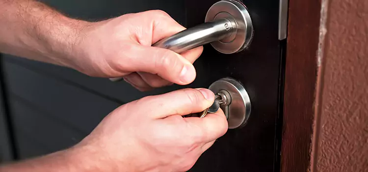Door Closer Repair & Installation Verdun